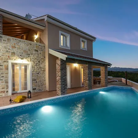Imperia Villa *