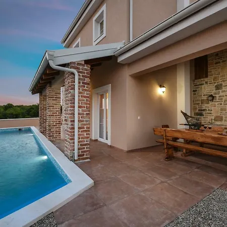 Imperia Villa Novigrad (Dalmatia)